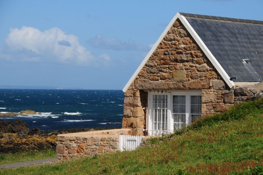 second home insurance UK